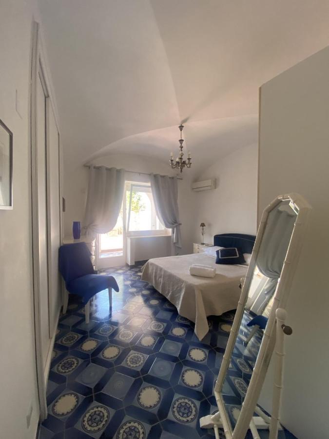 Central Apartment Le Botteghe Капри Екстериор снимка