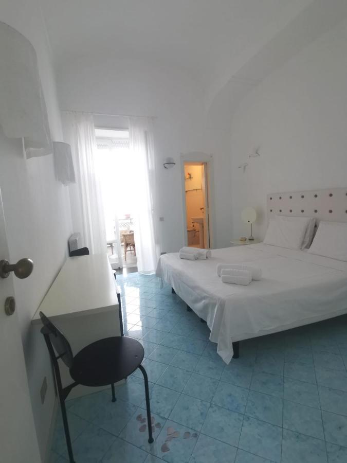 Central Apartment Le Botteghe Капри Екстериор снимка