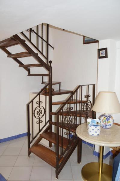 Central Apartment Le Botteghe Капри Екстериор снимка