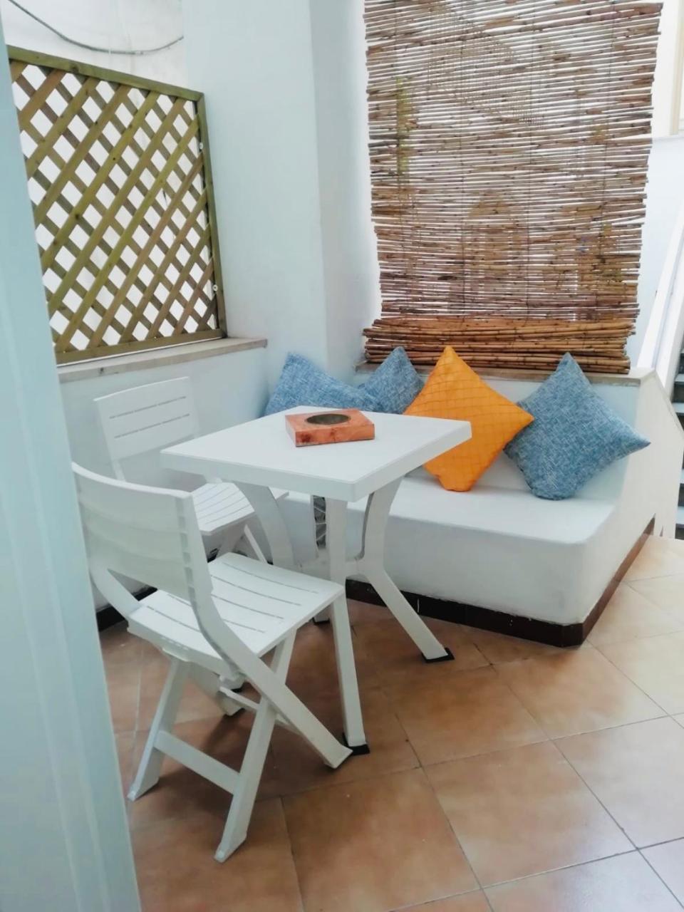 Central Apartment Le Botteghe Капри Екстериор снимка